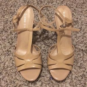 Tan Gianni Bini Heels